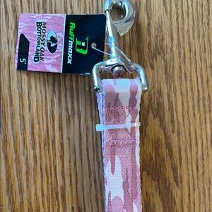 5’ Missy Oak Pet Leash in Pink Camo